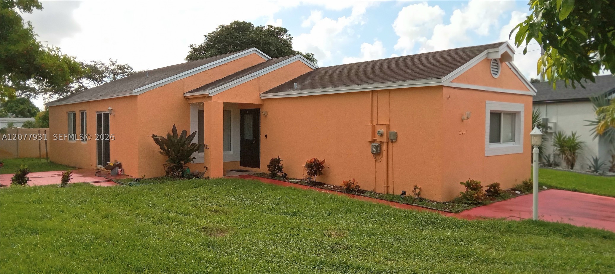 2441 SW 85th Ter 2441 Property Photo 1