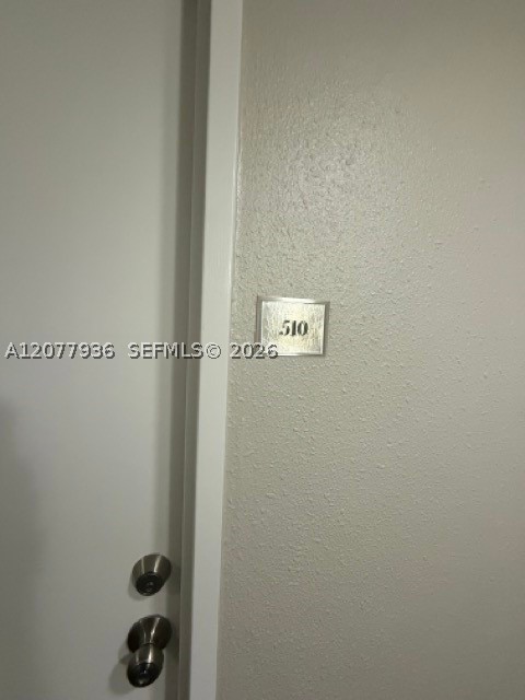 19390 Collins Ave 510 Property Photo 2