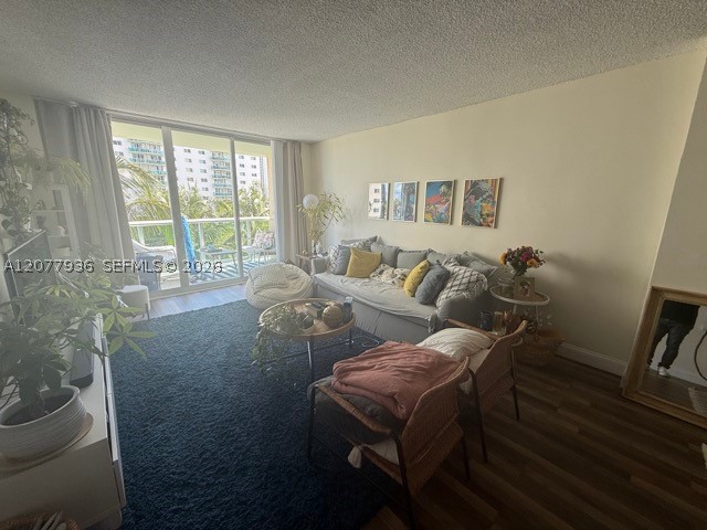 19390 Collins Ave 510 Property Photo 5