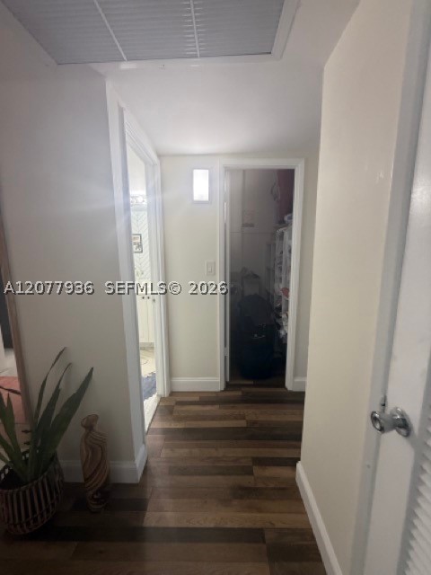 19390 Collins Ave 510 Property Photo 7
