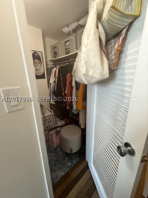 19390 Collins Ave 510 Property Photo 17