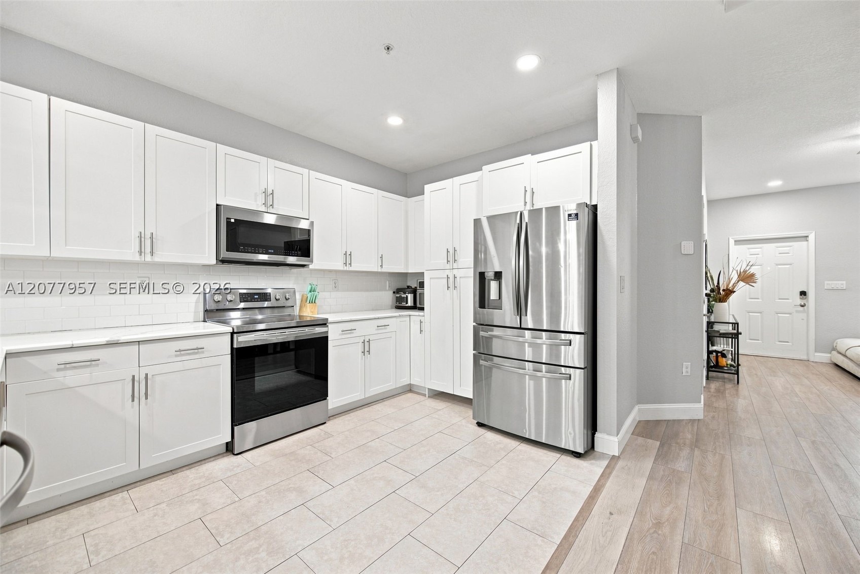 156 Sw 185th Way Property Photo 11