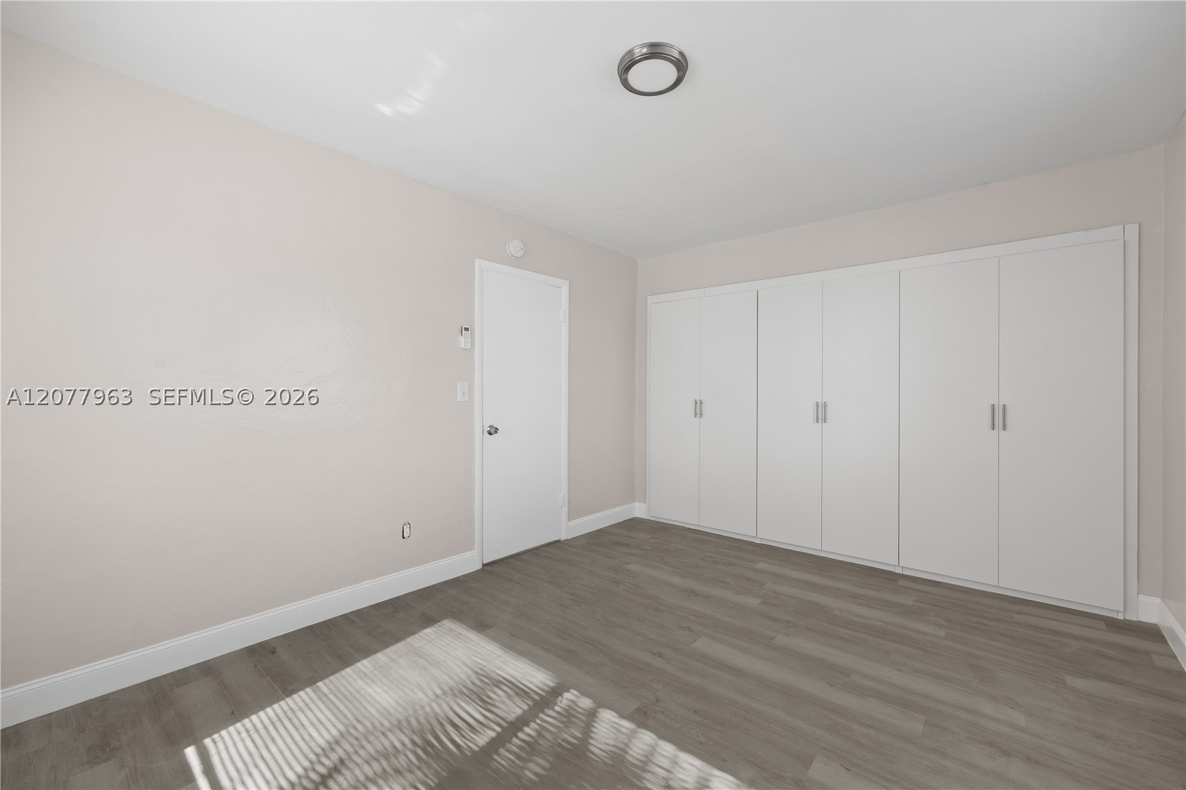 1979 N Glades Dr 1 Property Photo 11