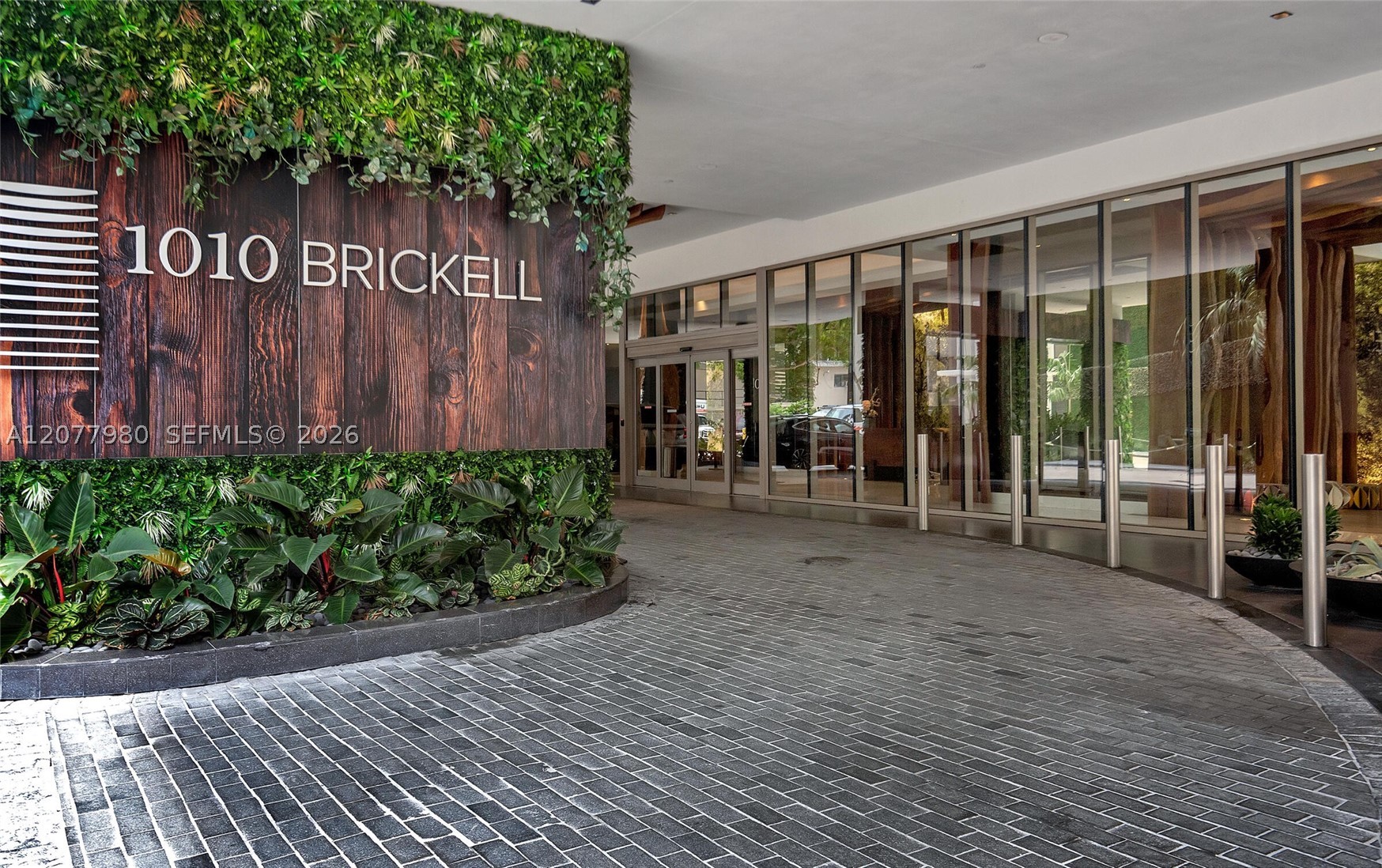 1010 Brickell Ave 1402 Property Photo 18