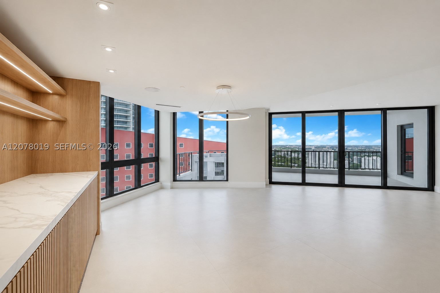 1581 Brickell Ave Ph106 Property Photo 3