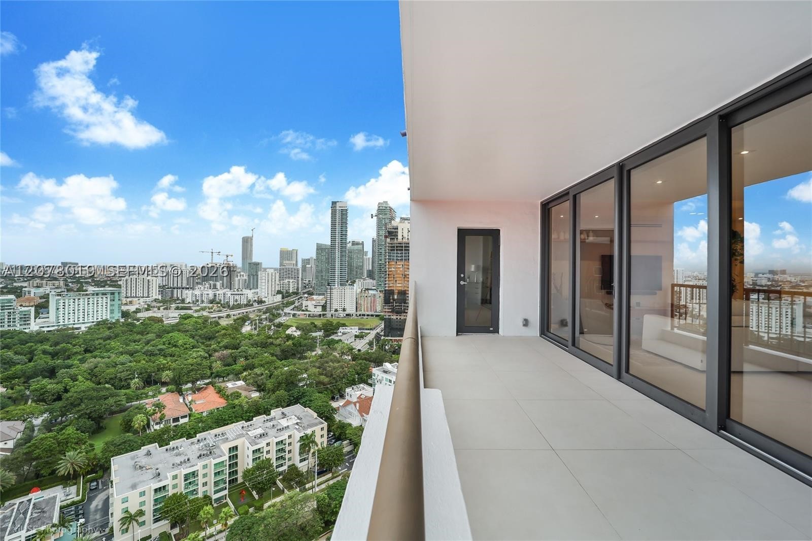 1581 Brickell Ave Ph106 Property Photo 10