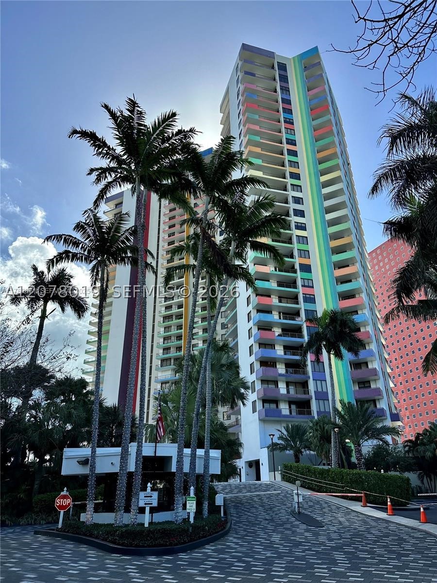 1581 Brickell Ave Ph106 Property Photo 25