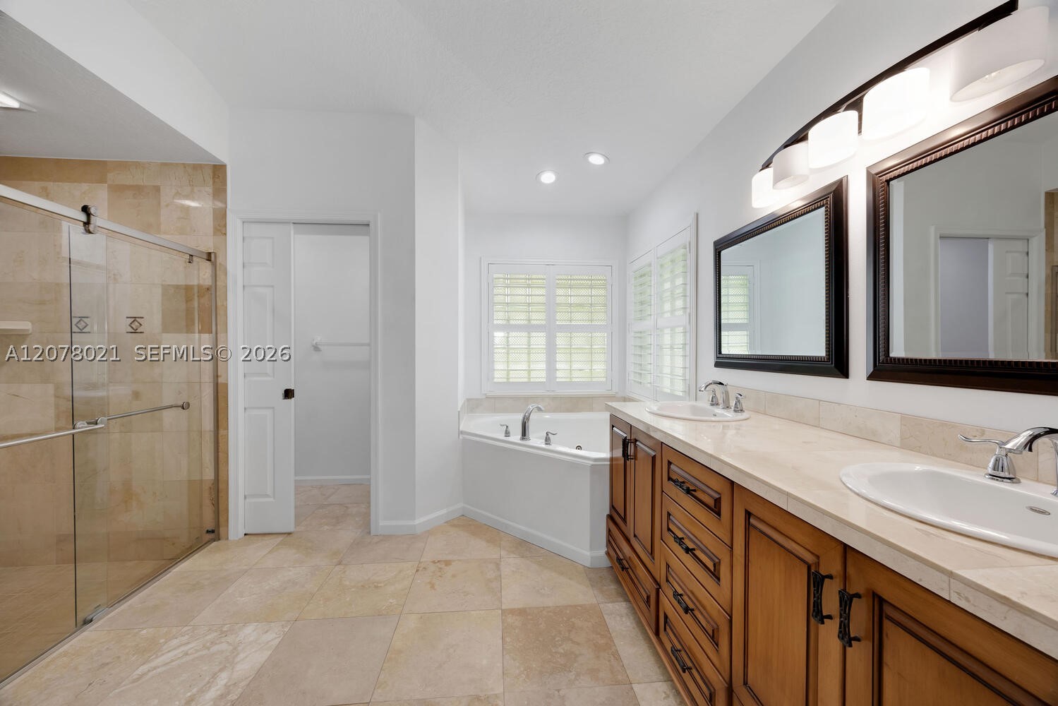 17107 N 84th Ct N Property Photo 26