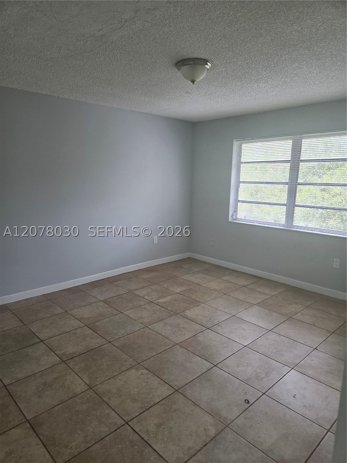 20520 Nw 15th Ave 230 Property Photo 7