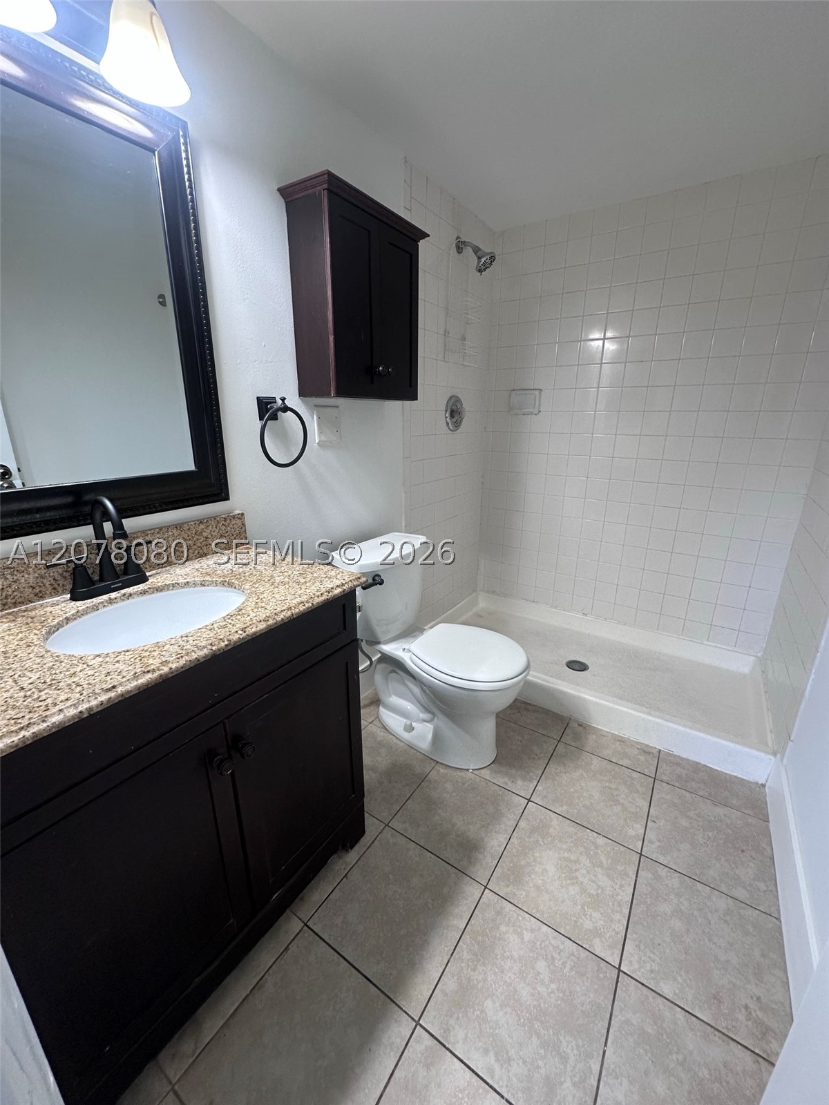 10049 Winding Lake Rd 103 Property Photo 7