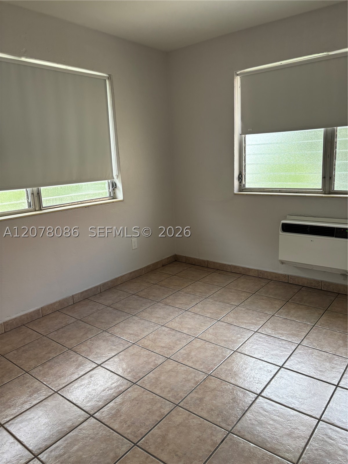 435 Sw 5th Ave 4 Property Photo 2