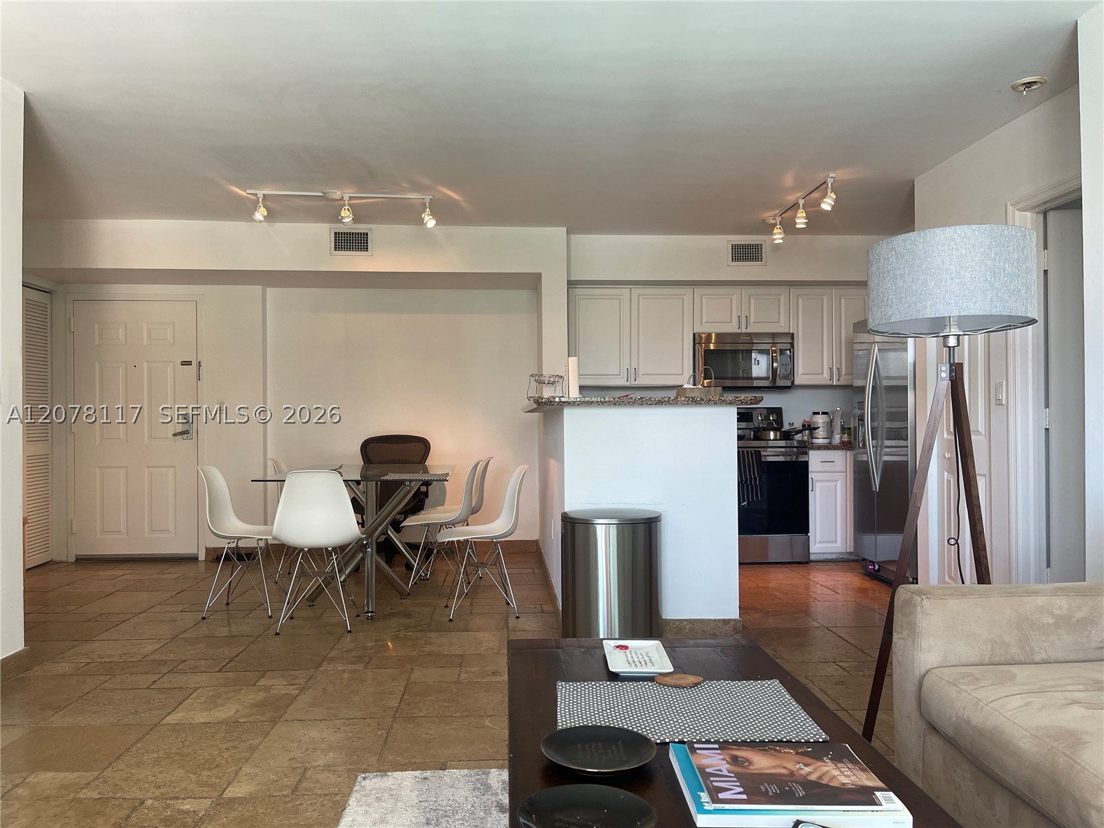 1155 Brickell Bay Dr 808 Property Photo 3