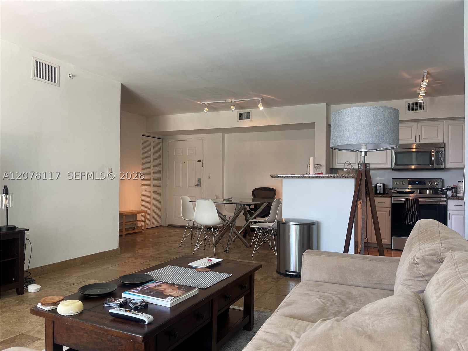 1155 Brickell Bay Dr 808 Property Photo 5