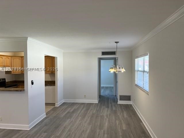 594 Saxony M 594 Property Photo 2