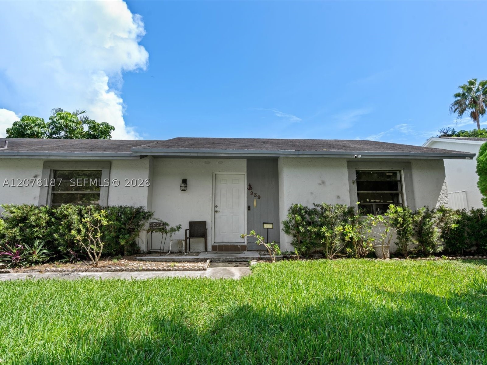 939 S Bluebird Ln Property Photo 16