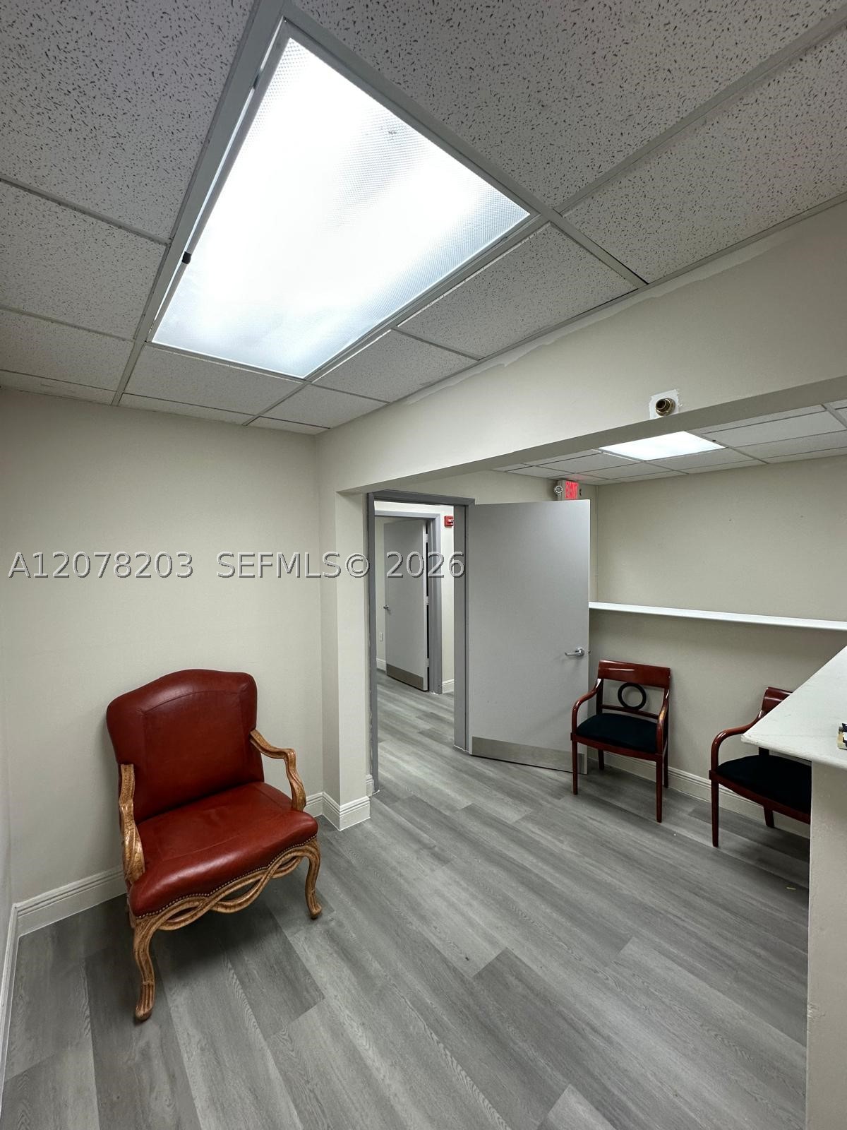 377 N Krome Ave 203 Property Photo 4