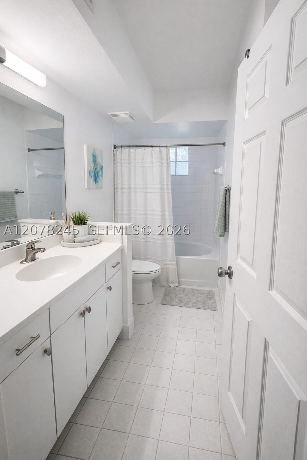 17125 N Bay Rd 3105 Property Photo 18