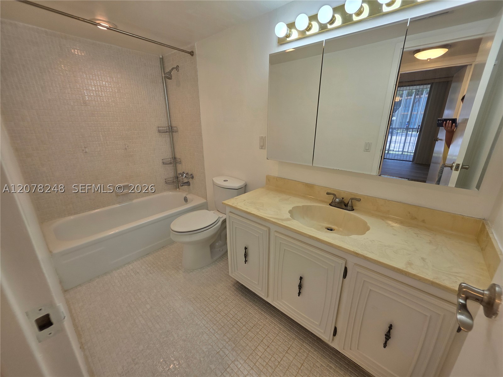 701 Three Islands Blvd 110 Property Photo 10