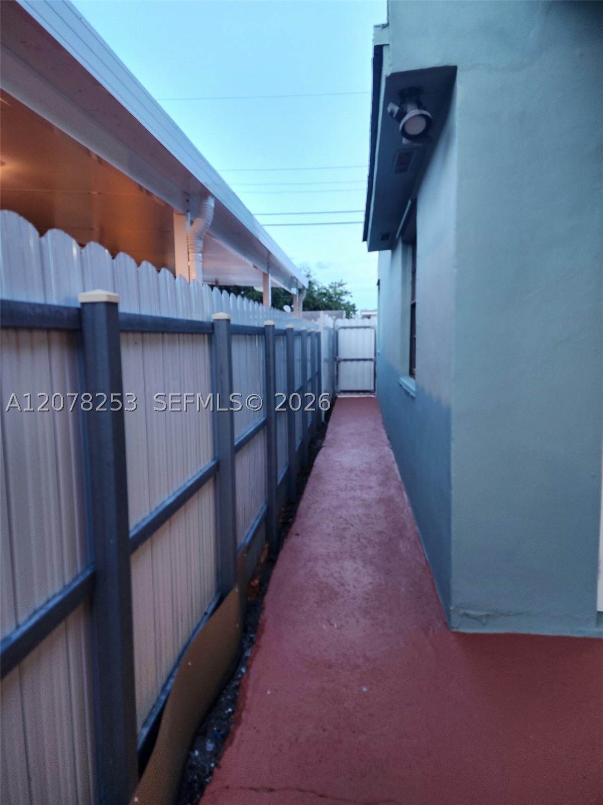 120 Nw 18th Ave Property Photo 18