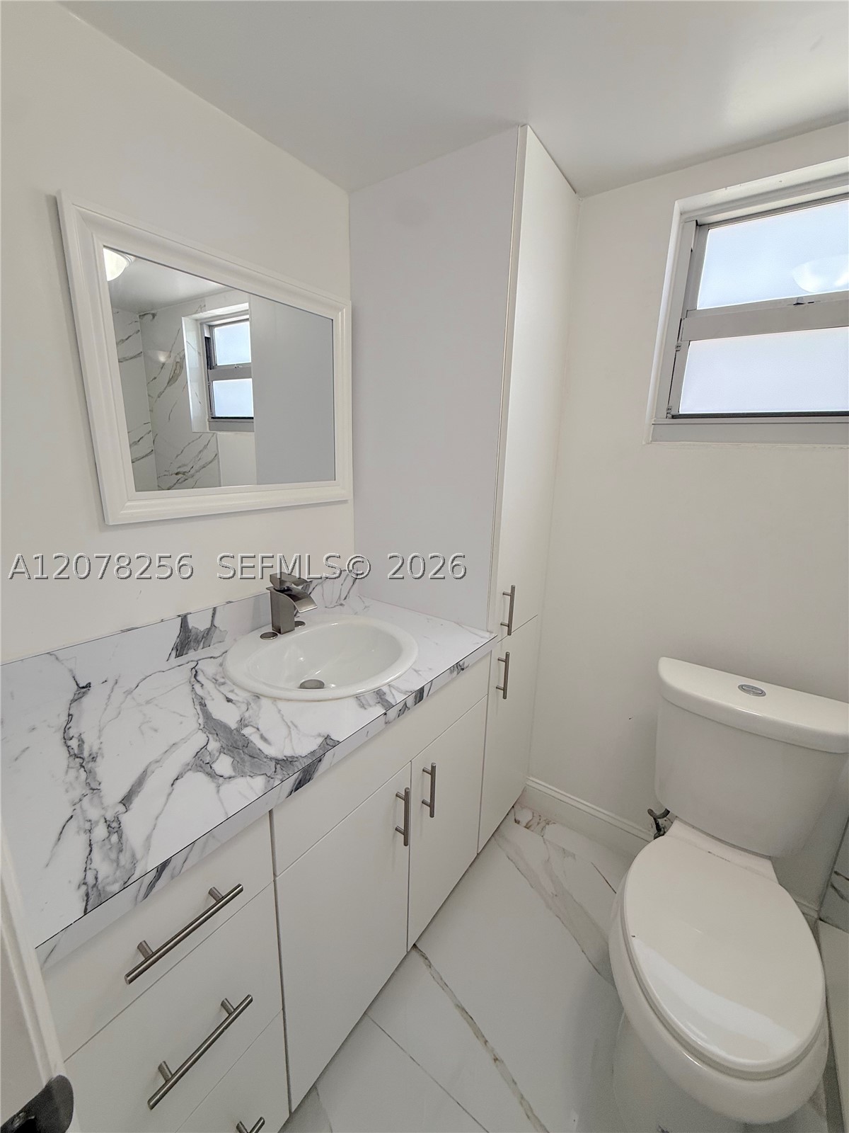 536 Euclid Ave 9 Property Photo 12