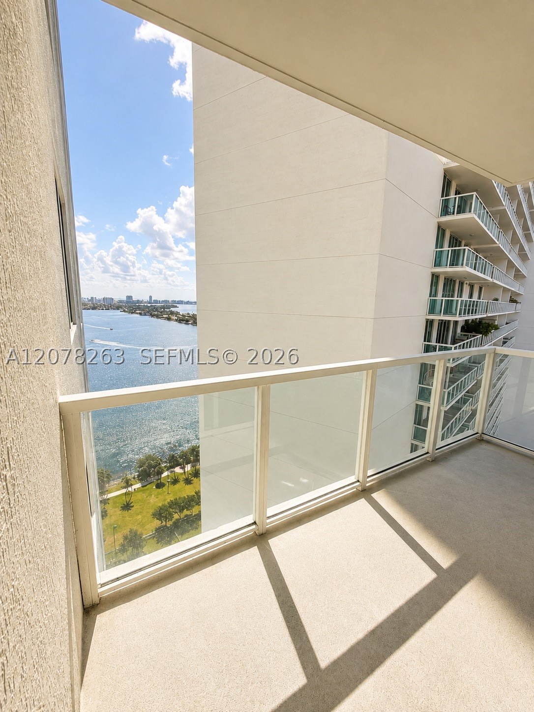 1900 N Bayshore Dr 3005 Property Photo 6