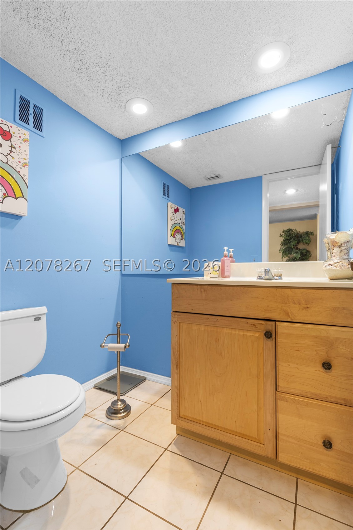 1231 W Fairway Rd Property Photo 6