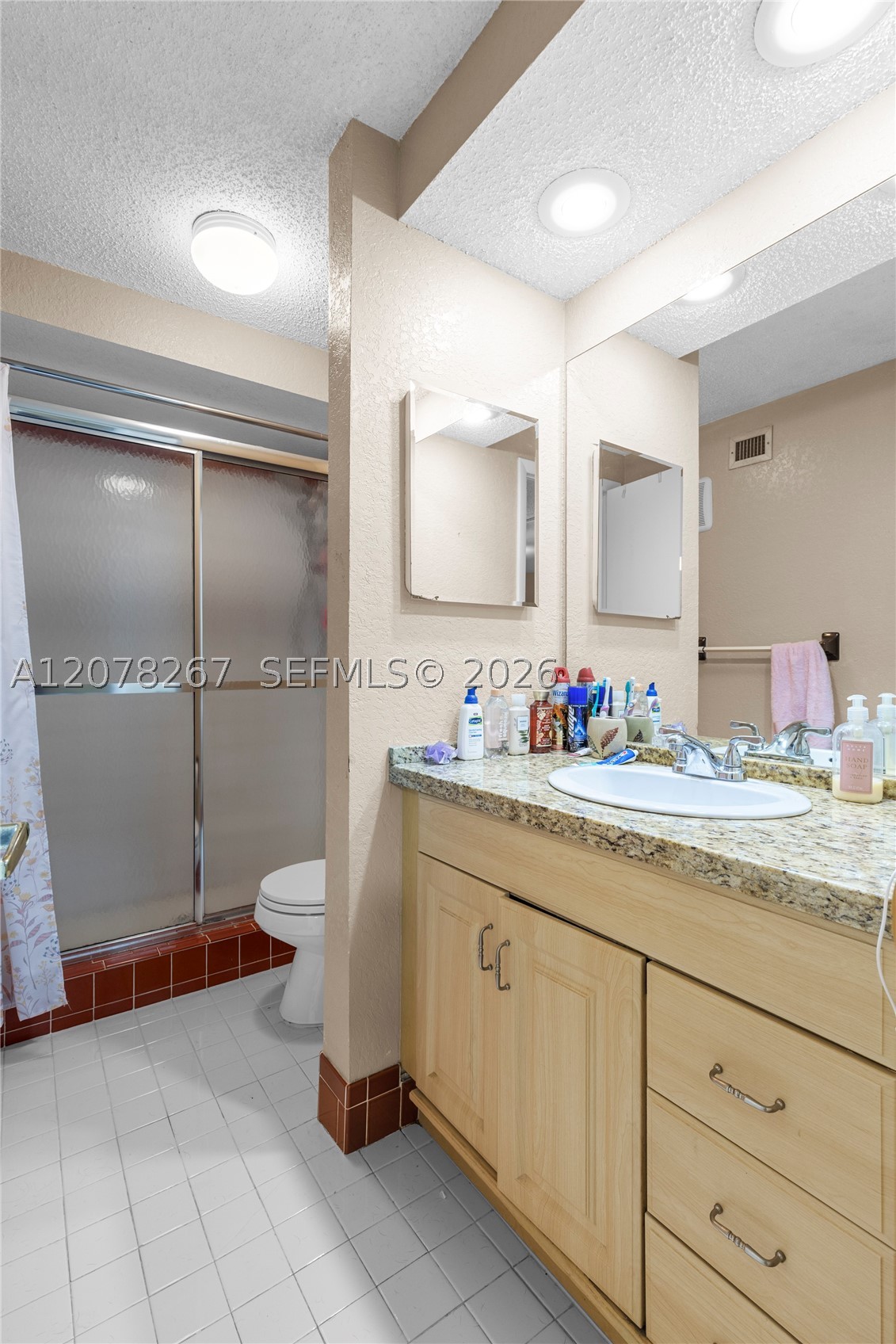 1231 W Fairway Rd Property Photo 18