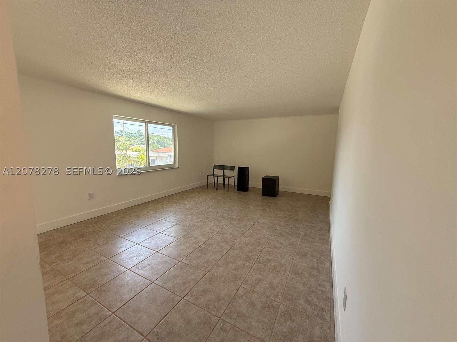 1859 Lincoln St Property Photo 10