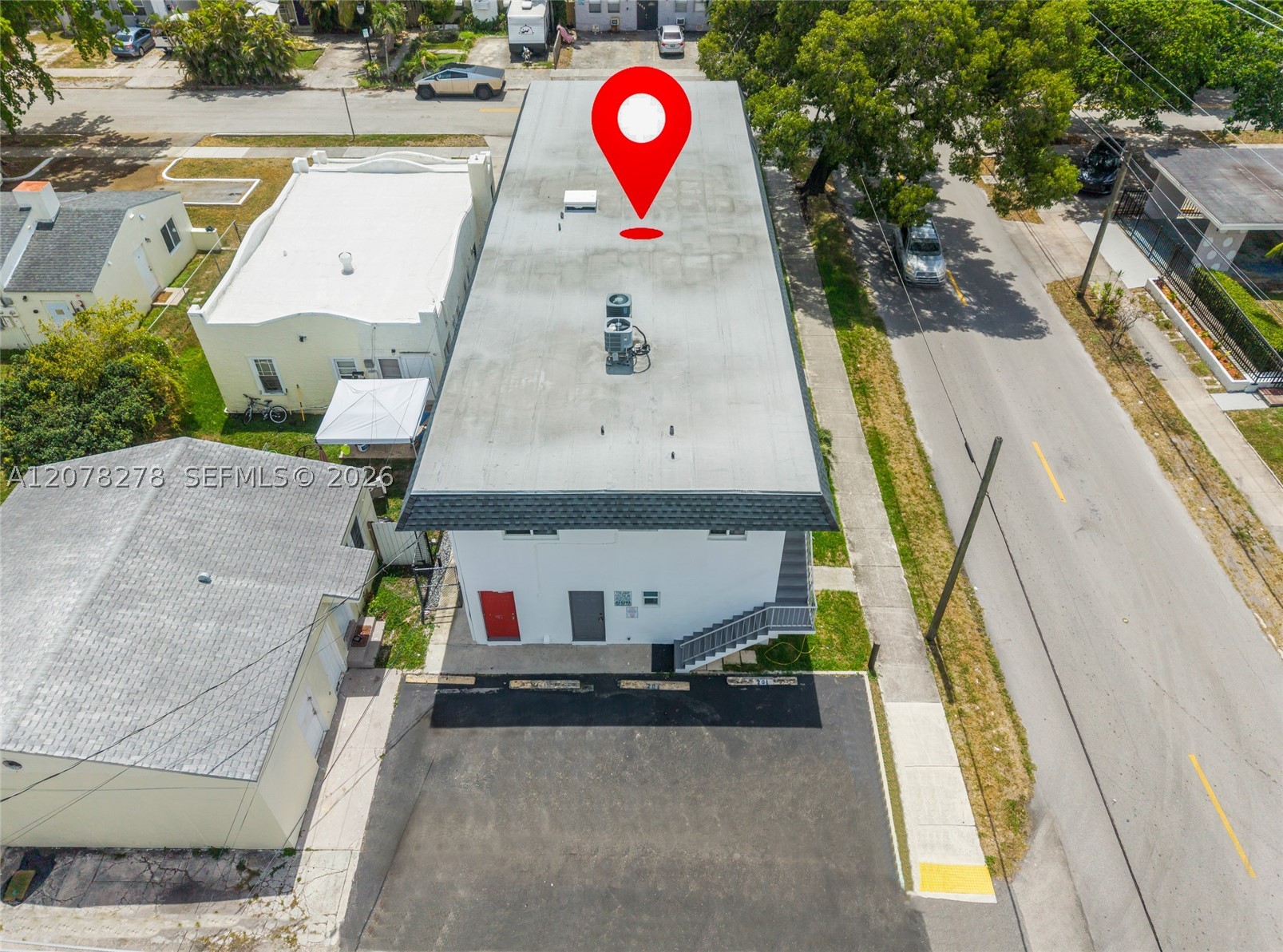 1859 Lincoln St Property Photo 22