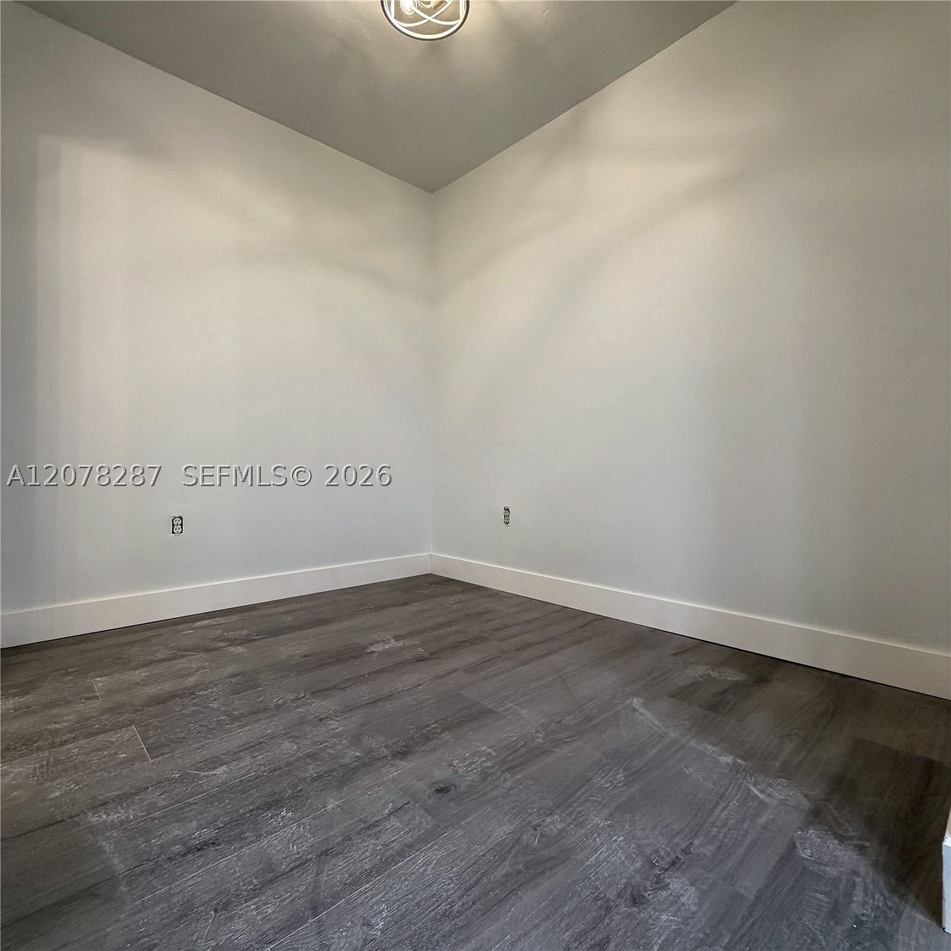 120 S Douglas Rd 405 Property Photo 6