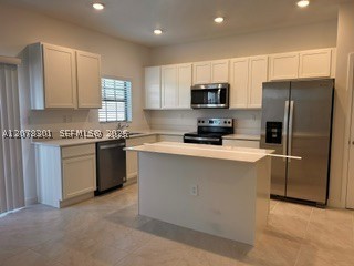 605 Nw 6th Ter Property Photo 4