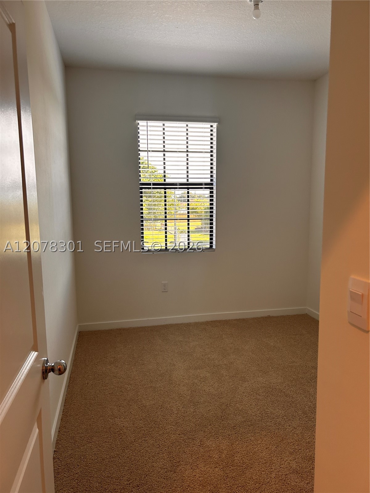 605 Nw 6th Ter Property Photo 7
