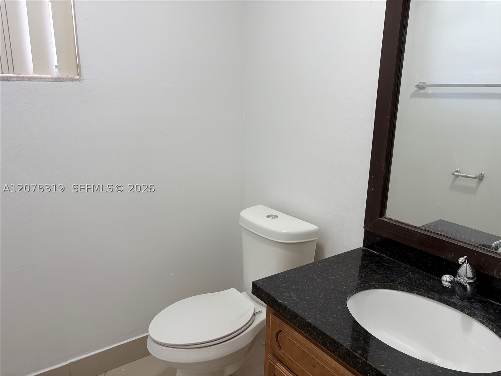 A12078319 Property Photo 10