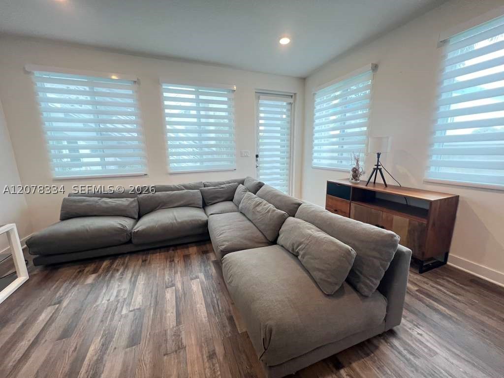 10229 Nw 64th Ter 101 Property Photo 17