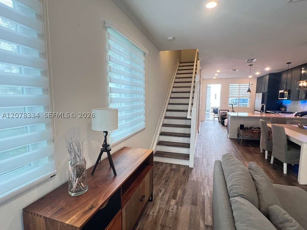 10229 Nw 64th Ter 101 Property Photo 19
