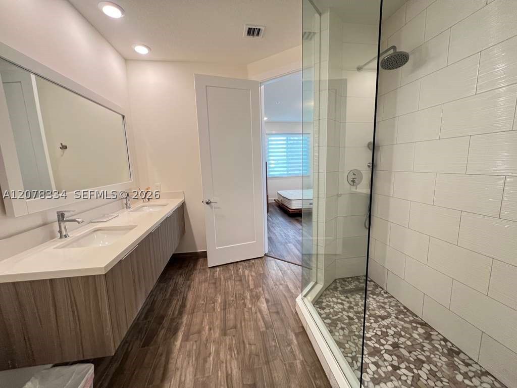 10229 Nw 64th Ter 101 Property Photo 32