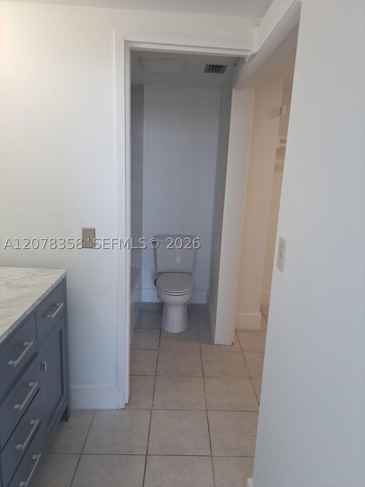 3660 Ne 166th St 705 Property Photo 17