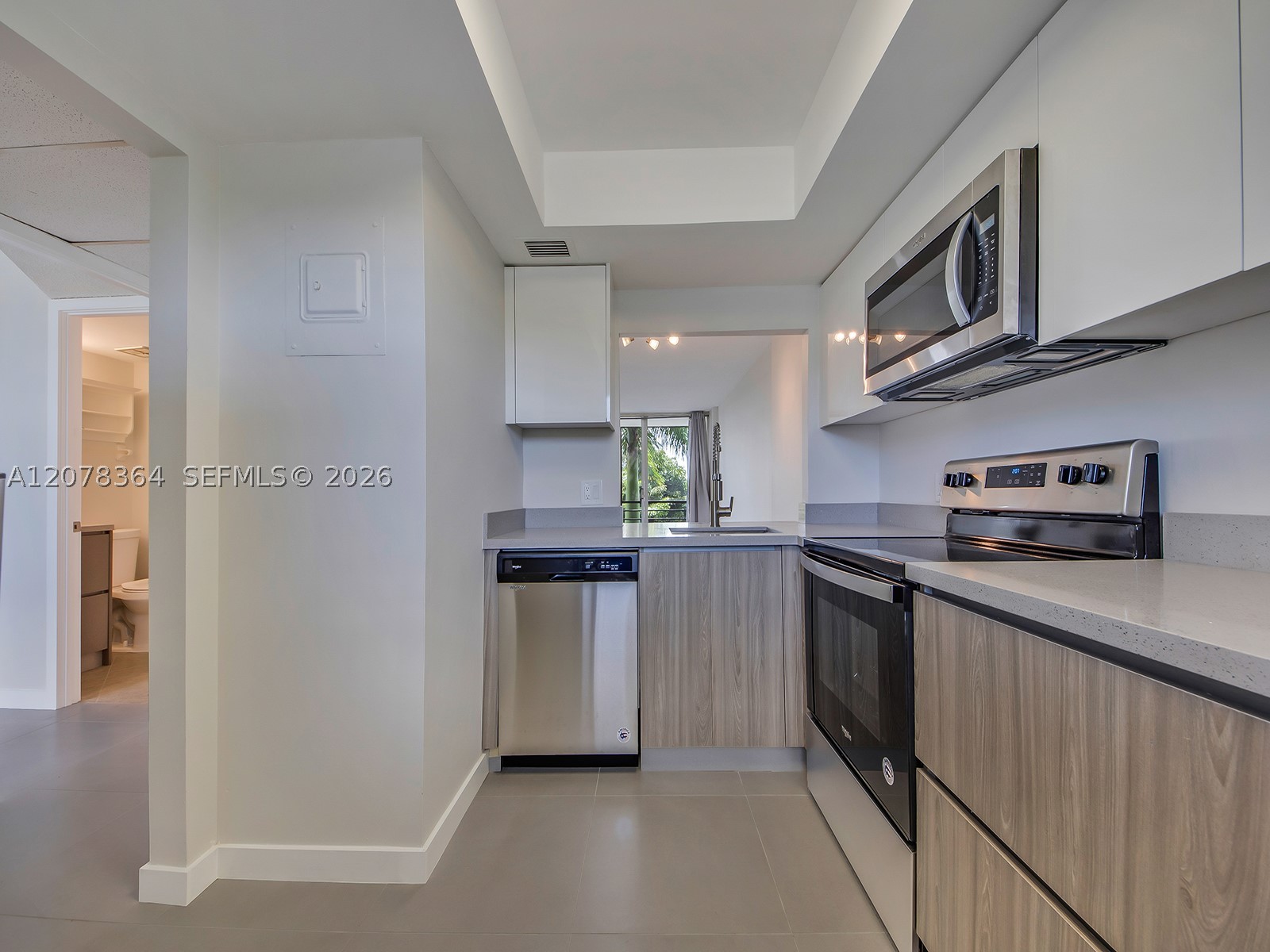 108 Royal Park Dr 3G Property Photo 1