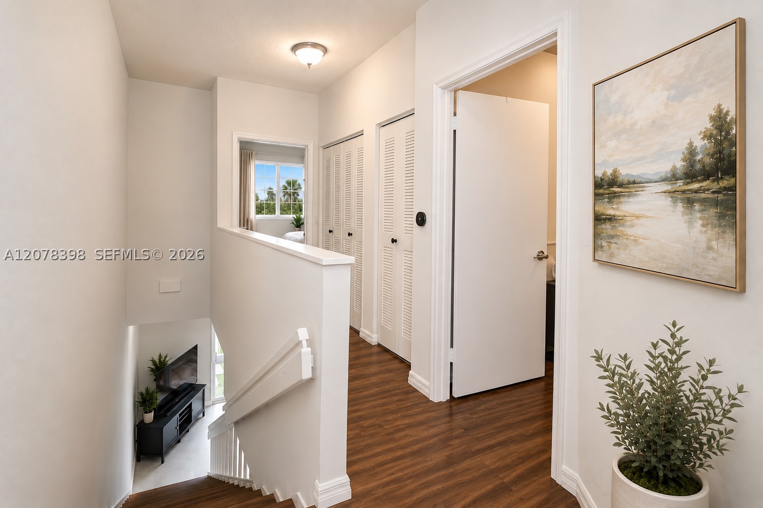 700 Sorrento Dr Property Photo 16