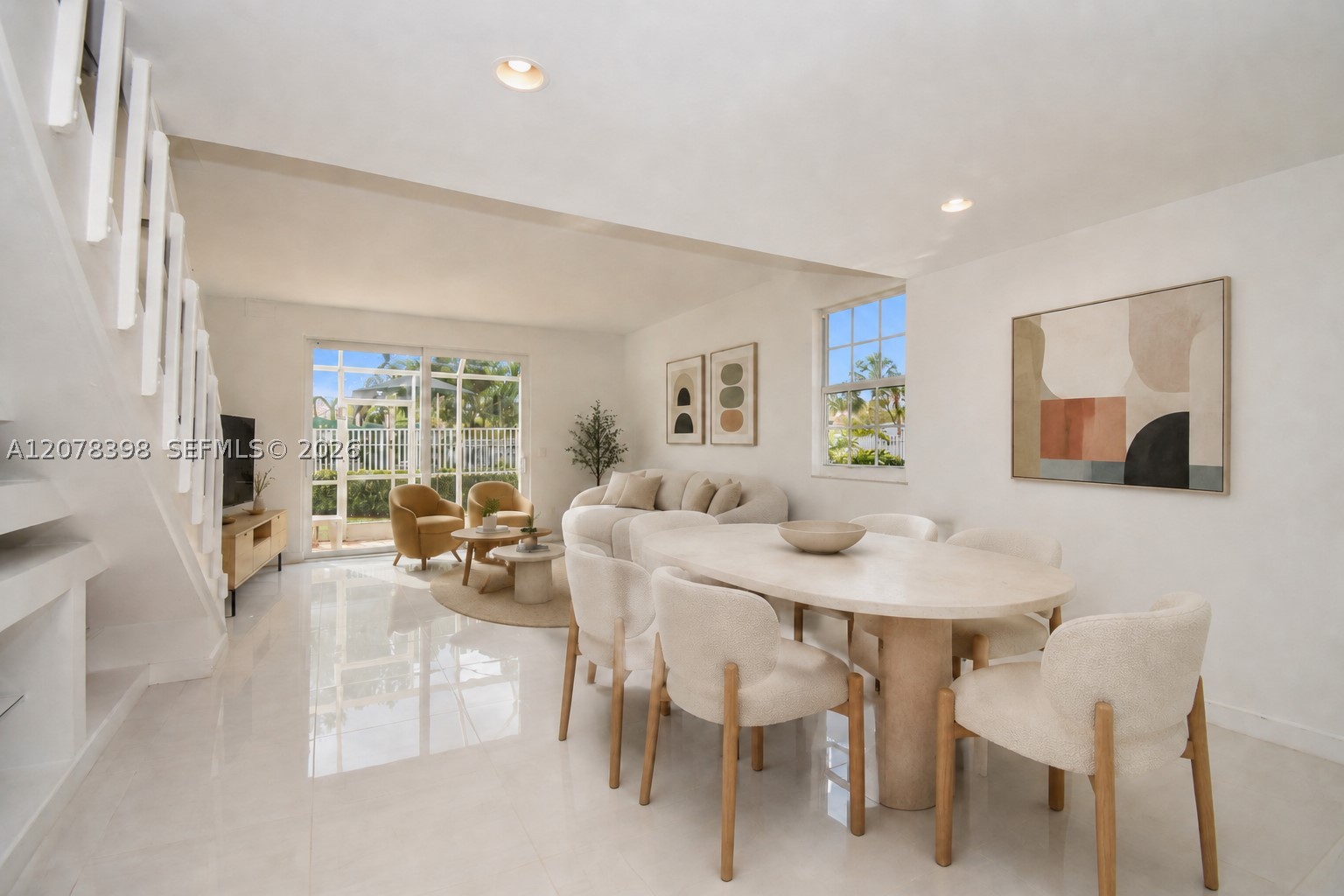 700 Sorrento Dr Property Photo 22