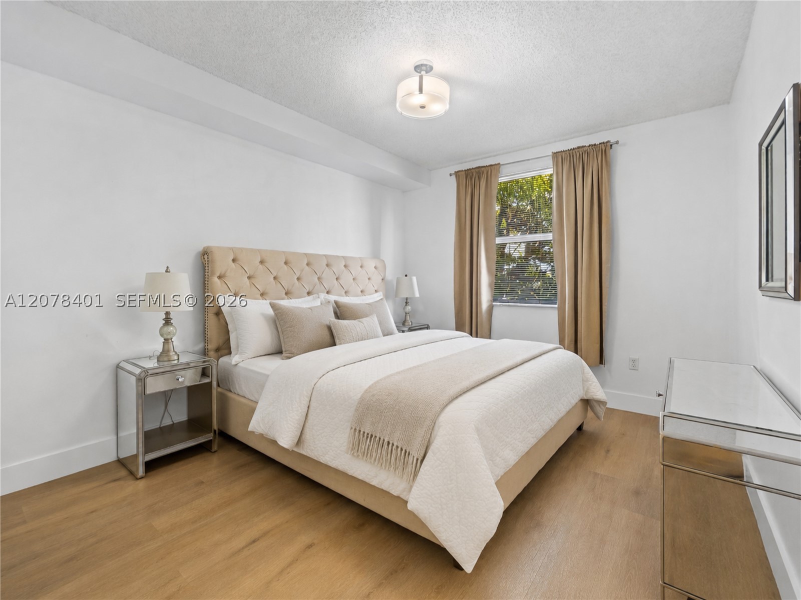 17145 N Bay Rd 4311 Property Photo 10