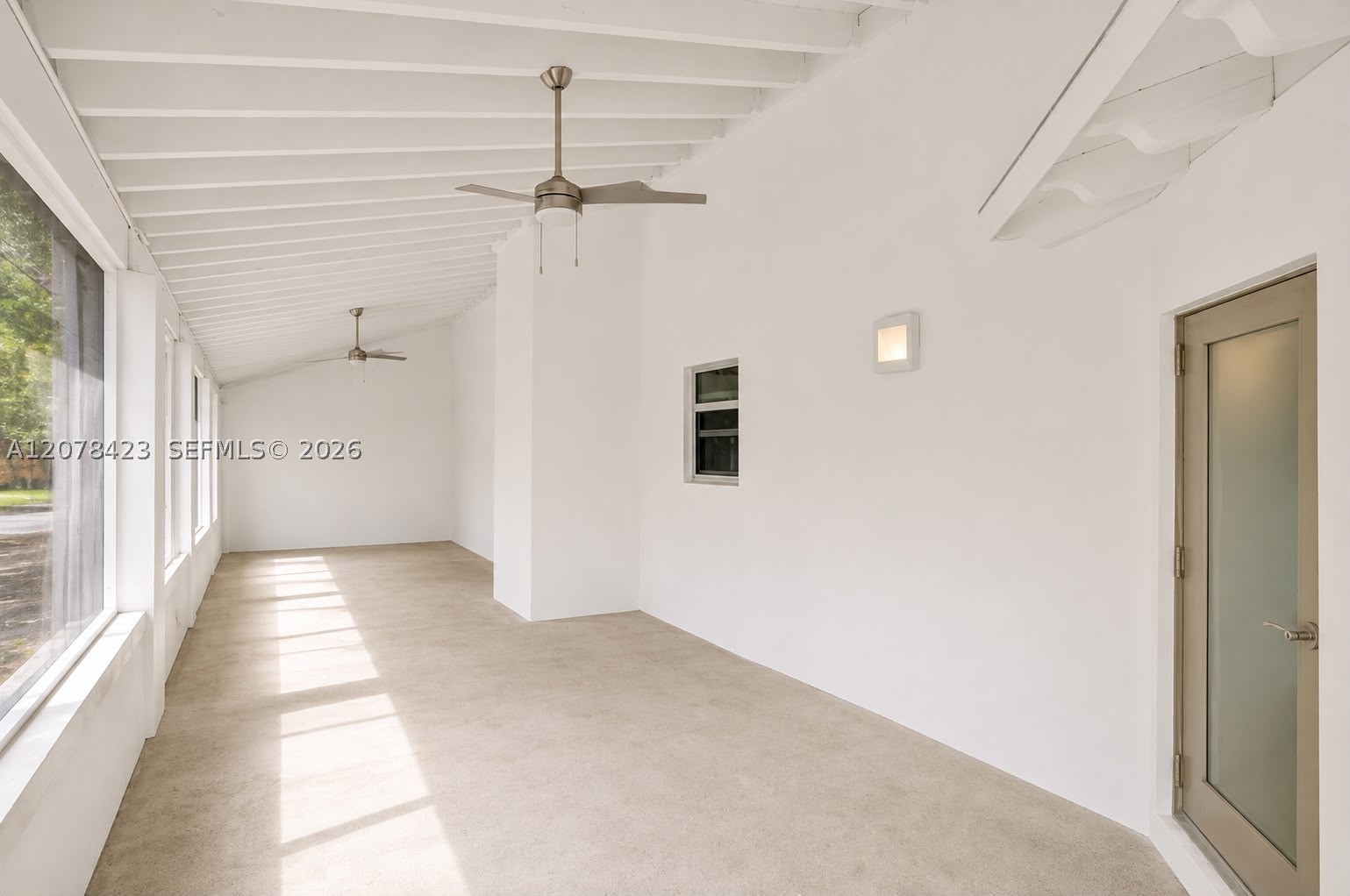 937 Ne 171st St Property Photo 11