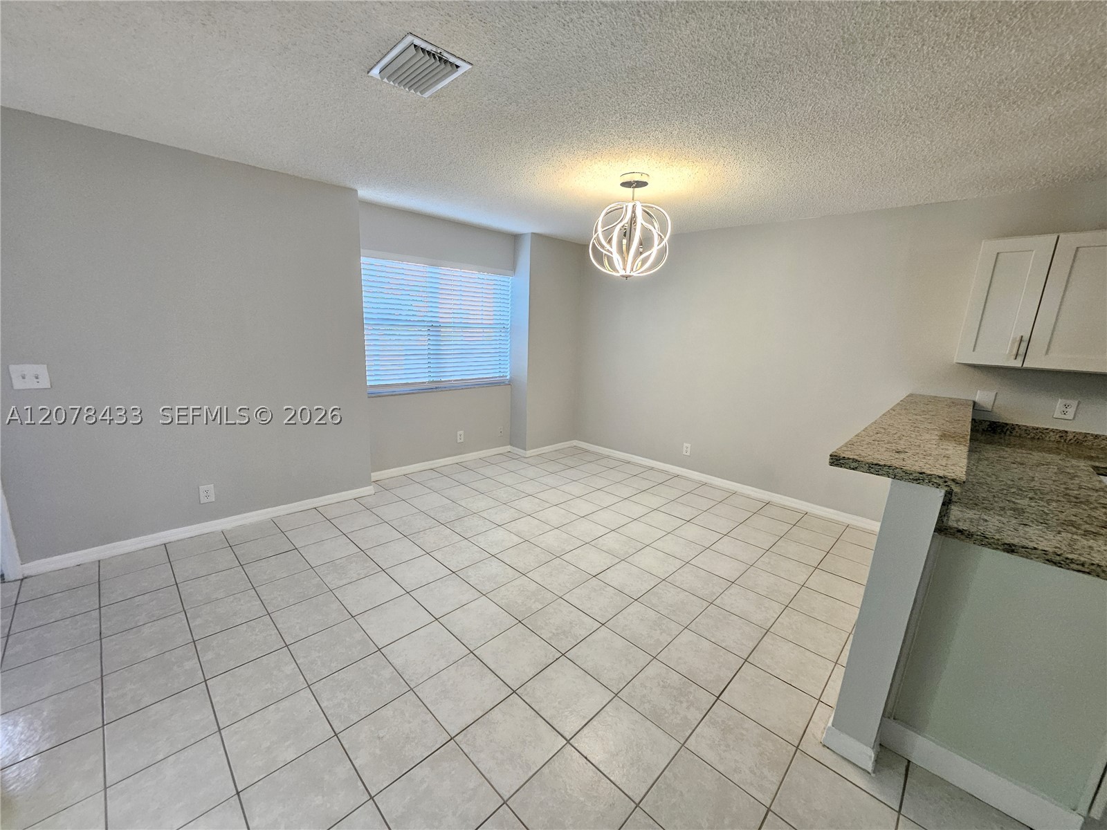 9505 Nw 42nd St 9505 Property Photo 5