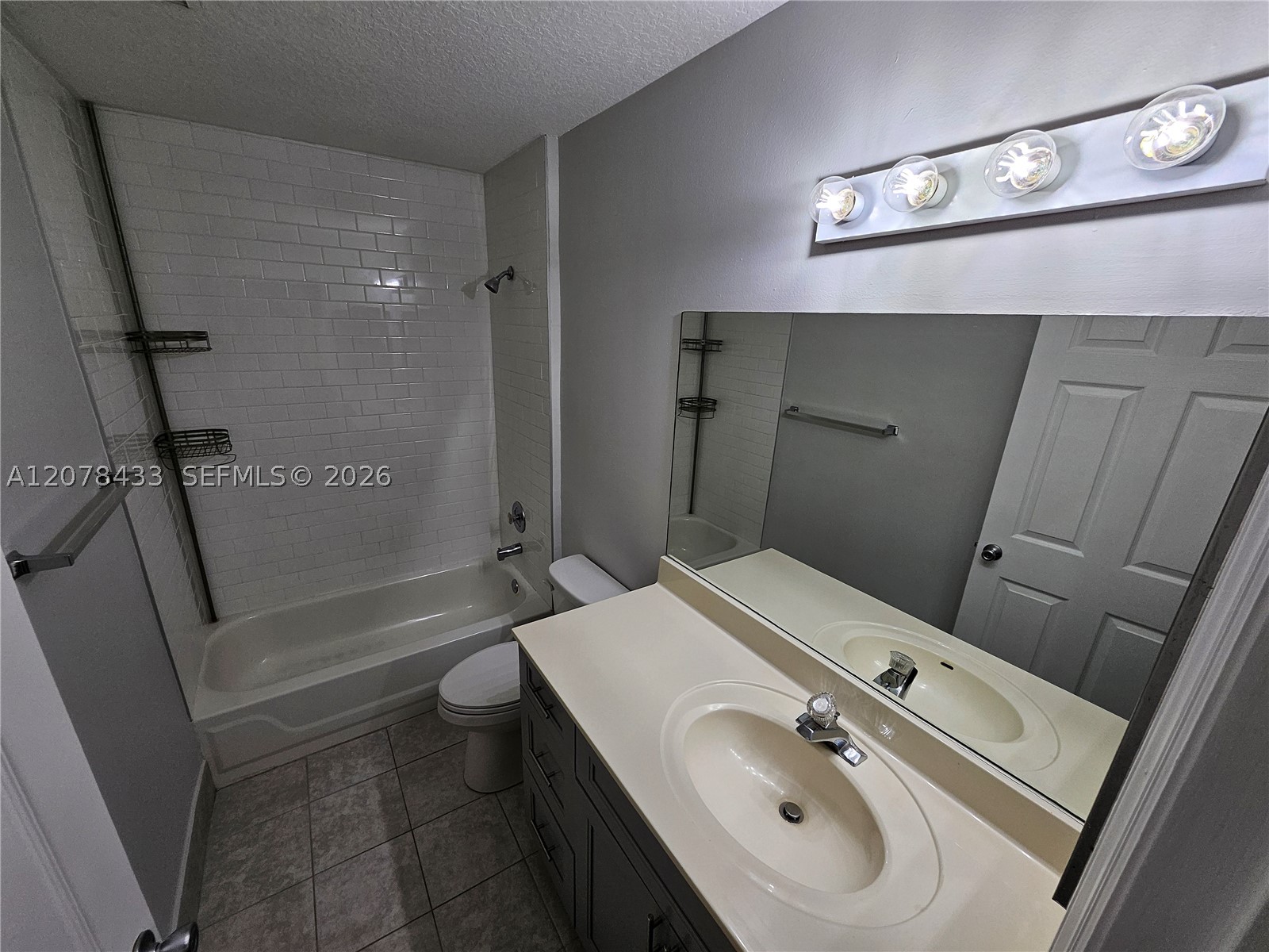 9505 Nw 42nd St 9505 Property Photo 27