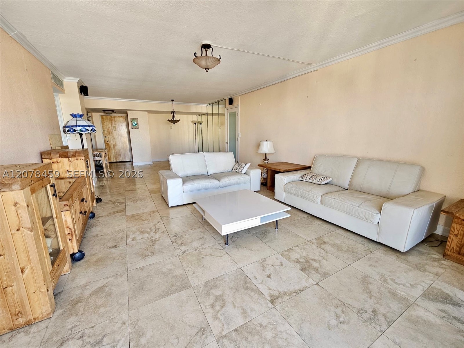 427 Golden Isles Dr 16e Property Photo 7