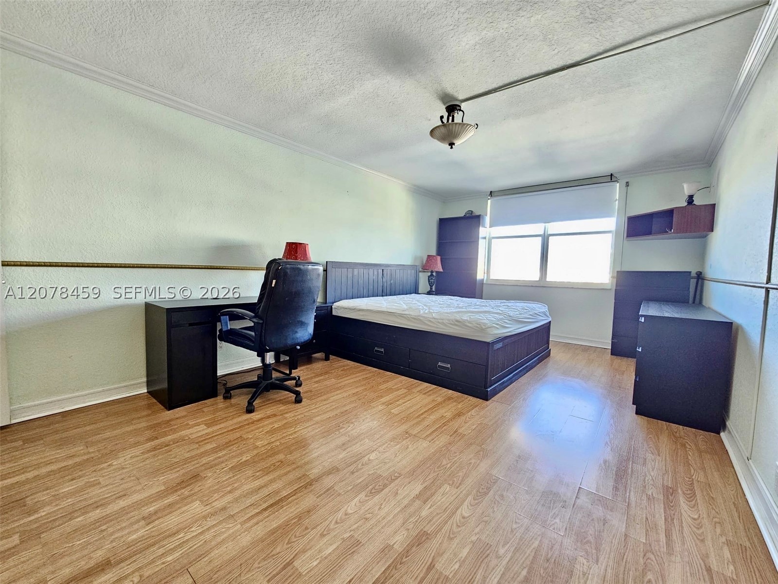 427 Golden Isles Dr 16e Property Photo 10
