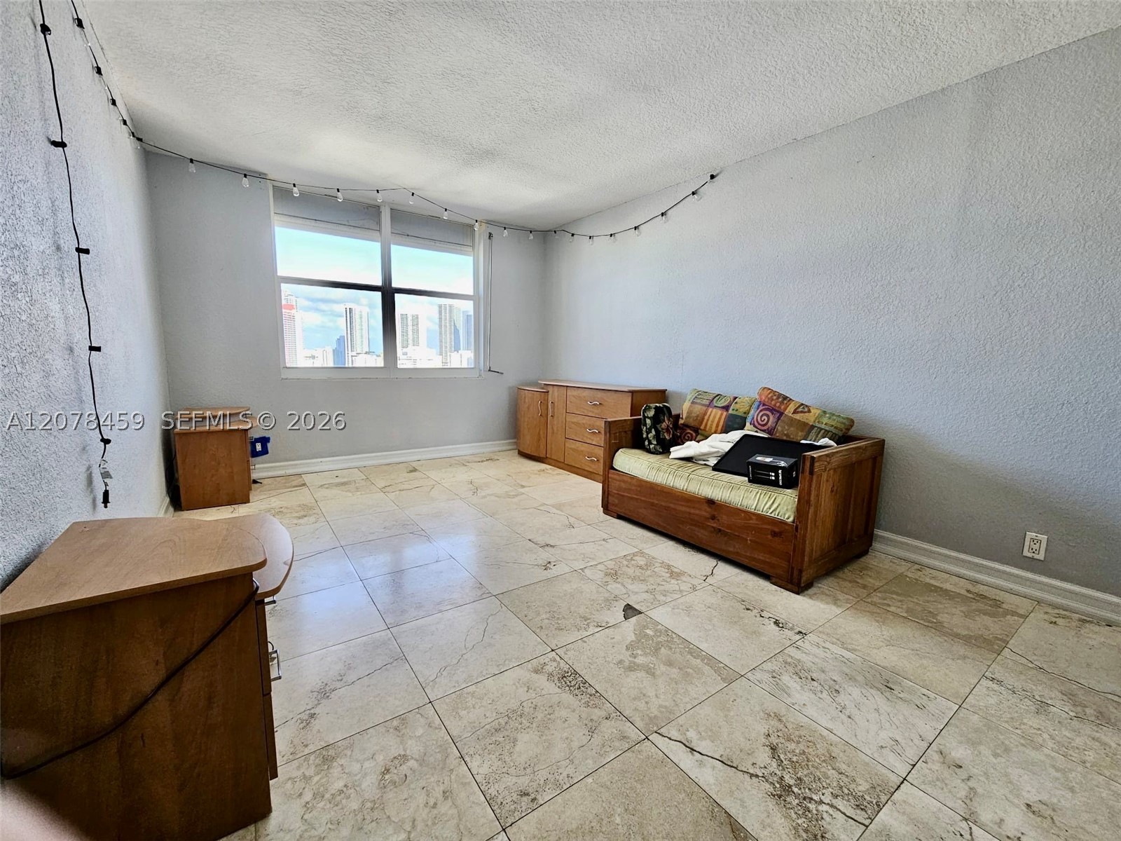 427 Golden Isles Dr 16e Property Photo 15