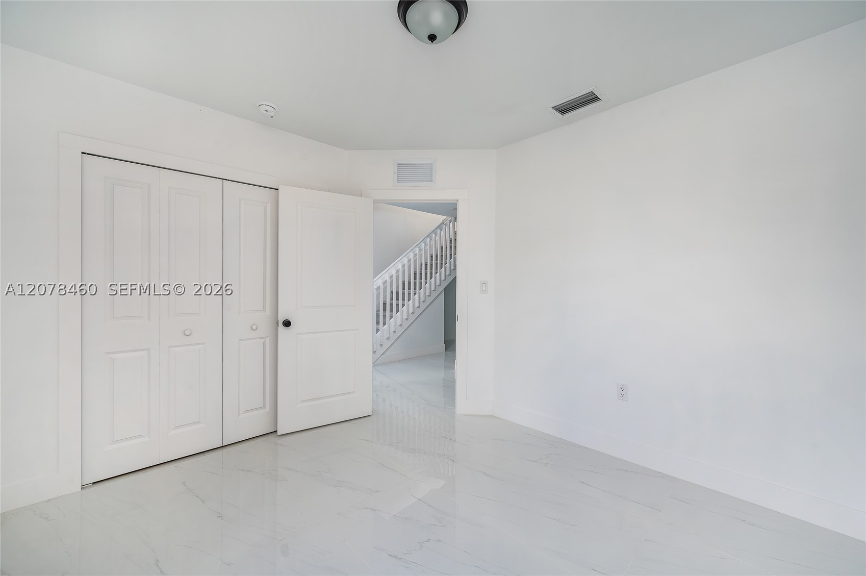 528 Nw 13th St 528-530 Property Photo 23