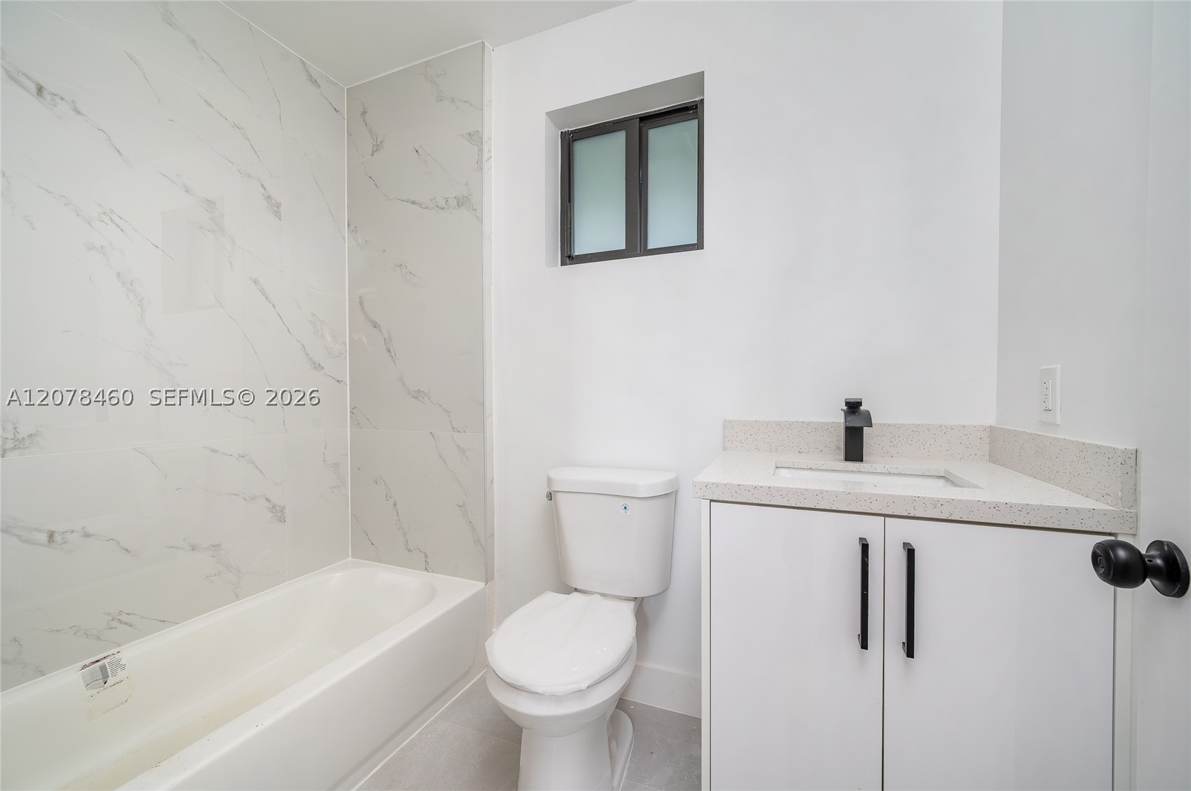 528 Nw 13th St 528-530 Property Photo 37