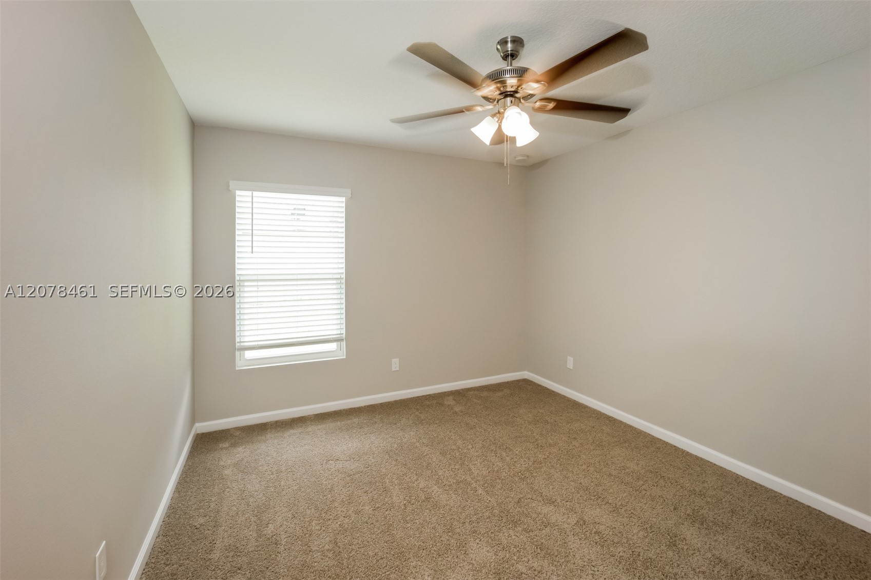 643 Sw Sail Ter Property Photo 11